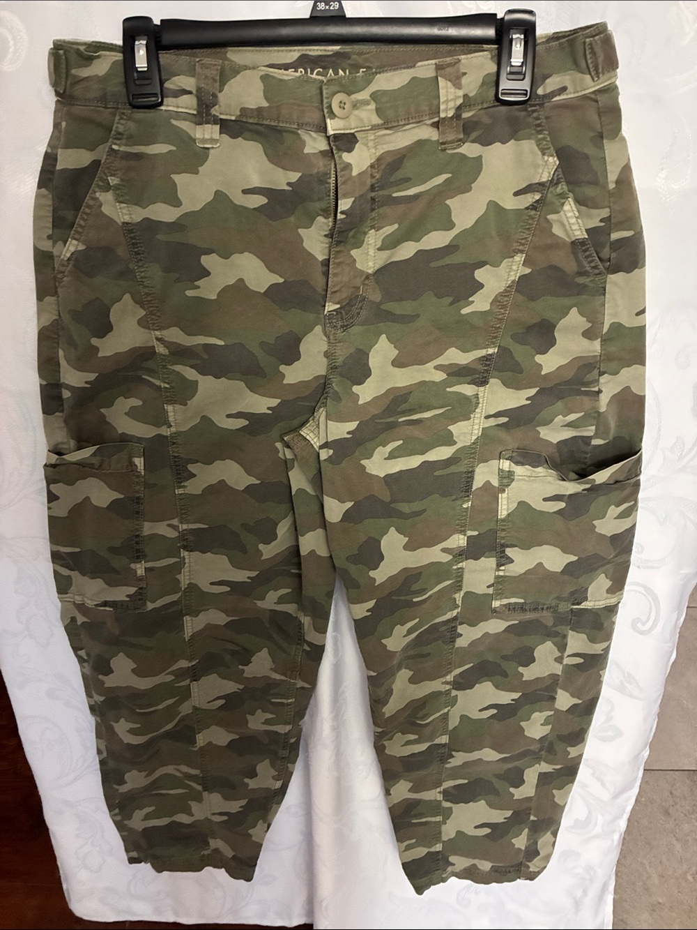 American Eagle Outfitters Women's Camo Cargo Joggers in Olive & Khaki